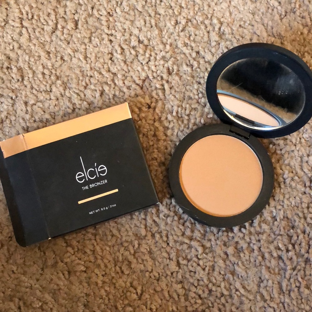 Elcie Bronzer